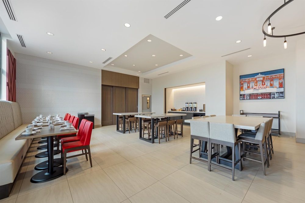 hilton garden inn media