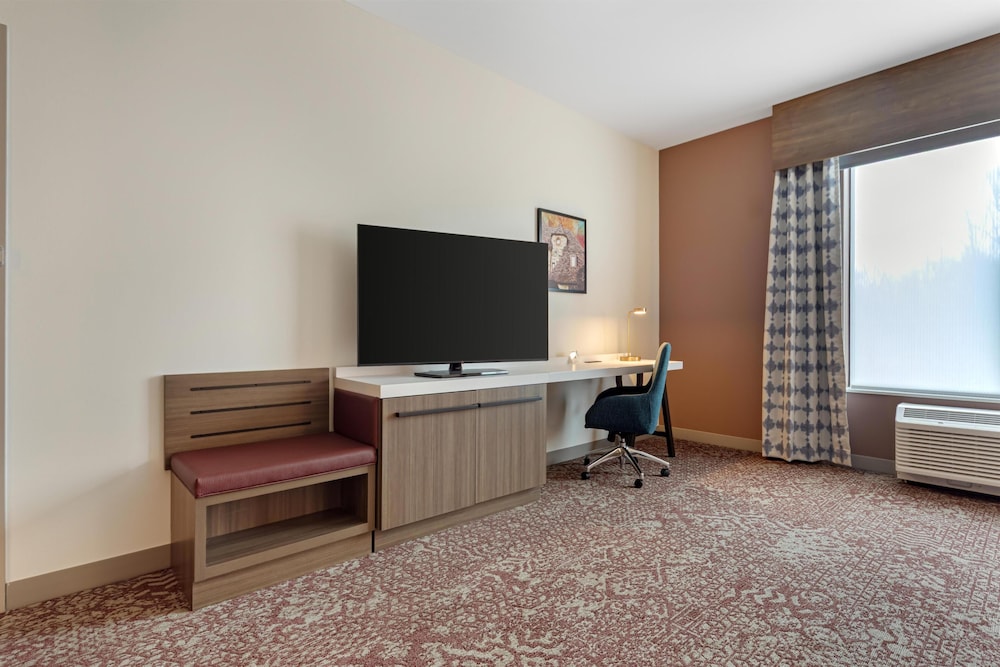 hilton garden inn media