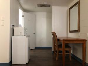 budget inn ontario