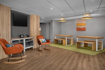 Spark By Hilton Northborough,,3 star
