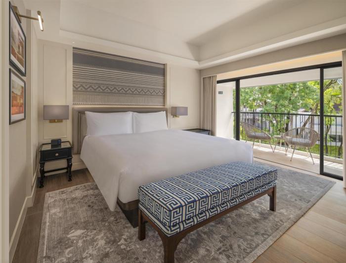 kahavadi chiang rai curio collection by hilton