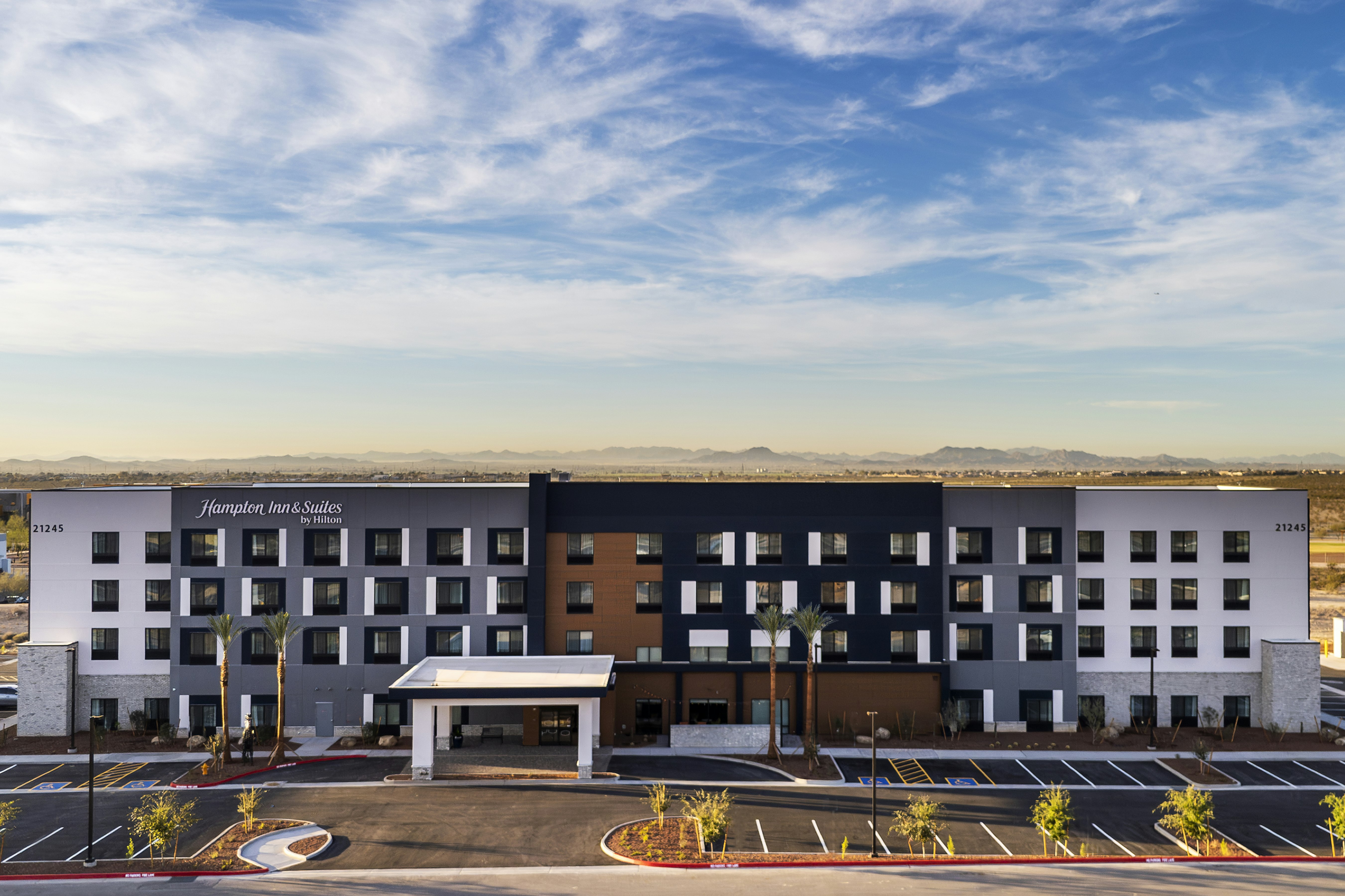 hampton inn and suites by hilton buckeye phoenix