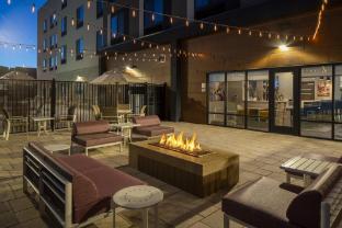hampton inn and suites by hilton buckeye phoenix