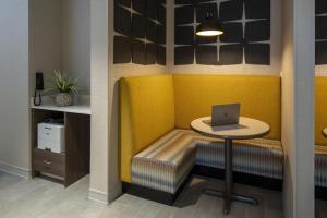 hampton inn and suites by hilton buckeye phoenix