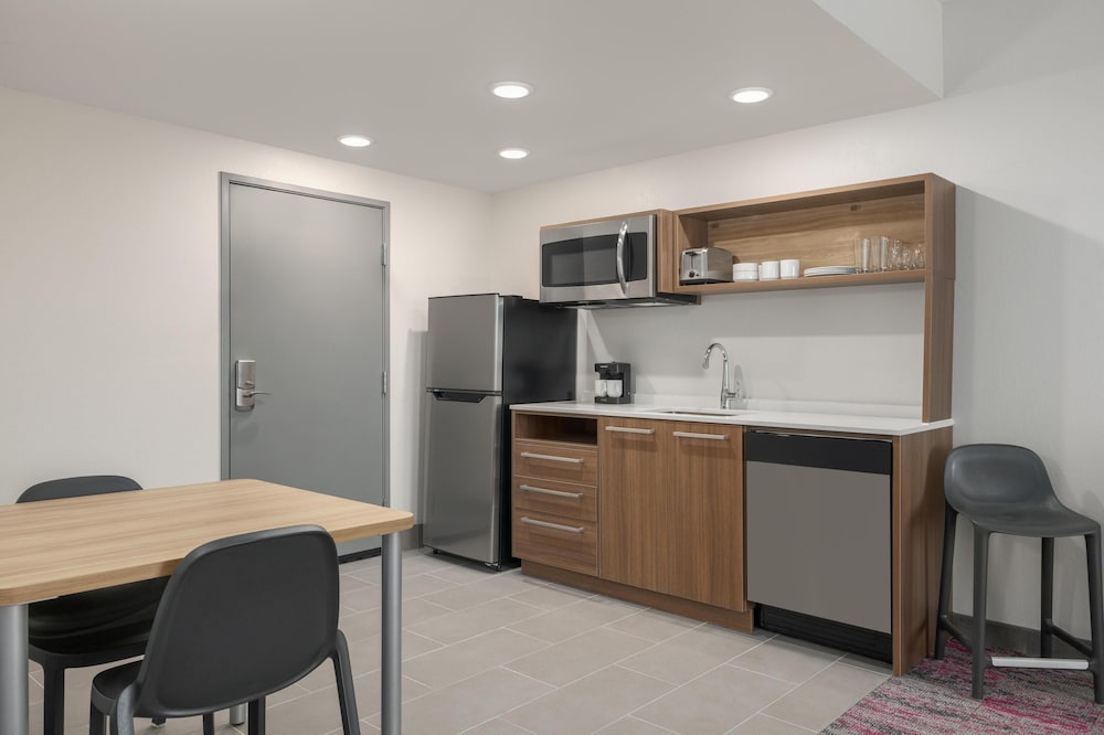 home2 suites by hilton chester