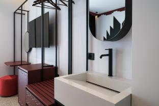 bazaar hotel