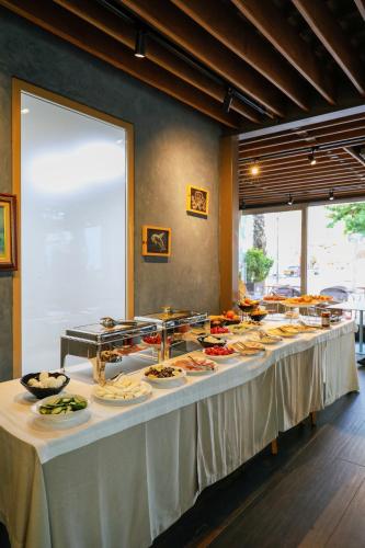 bazaar hotel