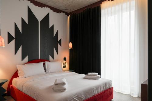 bazaar hotel