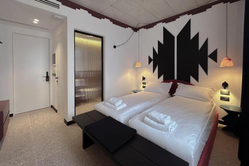 bazaar hotel