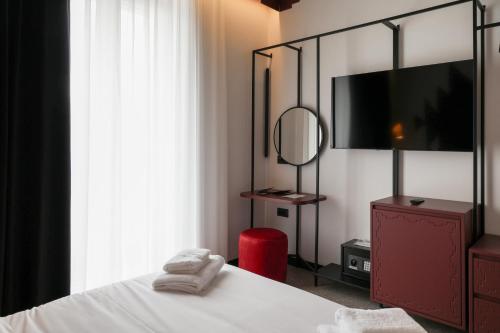 bazaar hotel