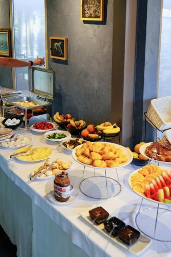 bazaar hotel