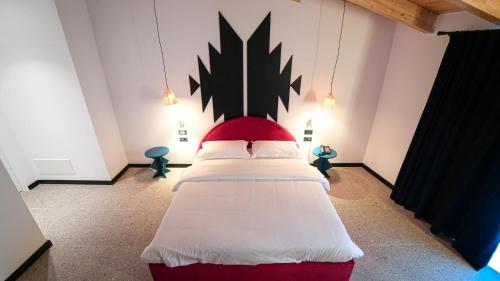bazaar hotel
