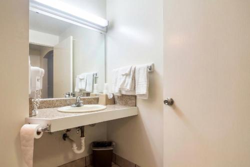 hotel o haven inn huntsville al us 72