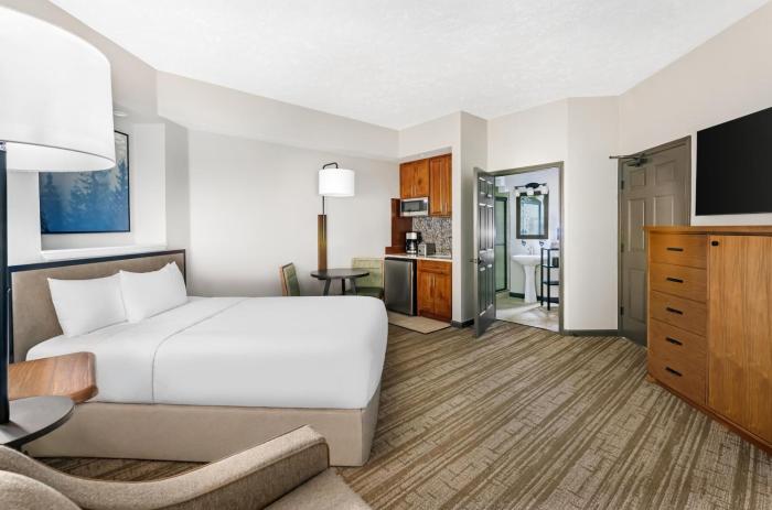 hilton grand vacations club paradise point hollister