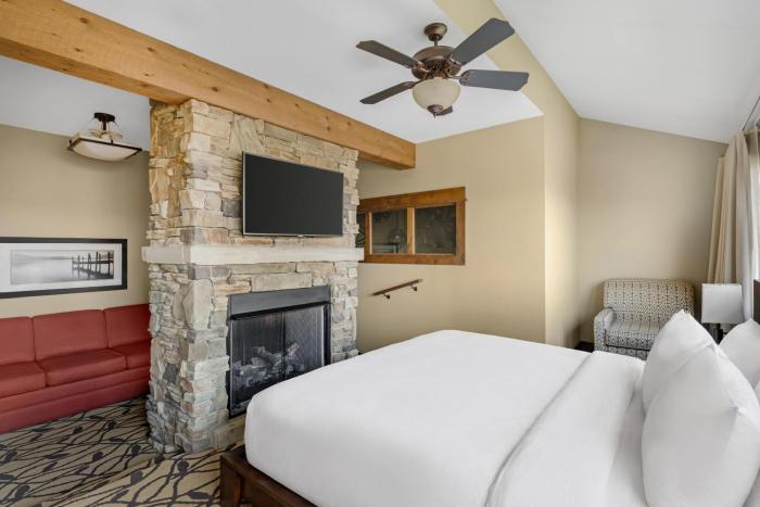 hilton grand vacations club paradise point hollister