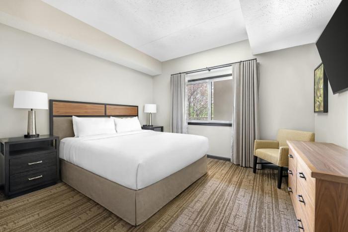 hilton grand vacations club paradise point hollister