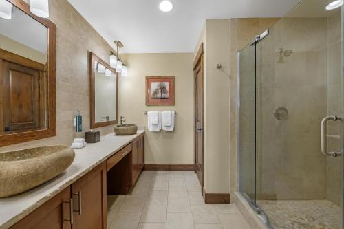 hilton grand vacations club paradise point hollister