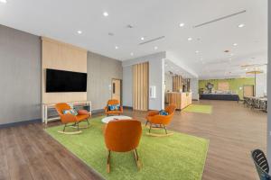 spark by hilton garland dallas east