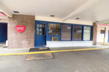Hotel O Heart Of Dixie Dadeville Al Hwy 280,,2 star
