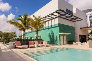 the crosby miami world center