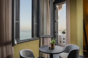 grey l studio apartments corniche alexandria