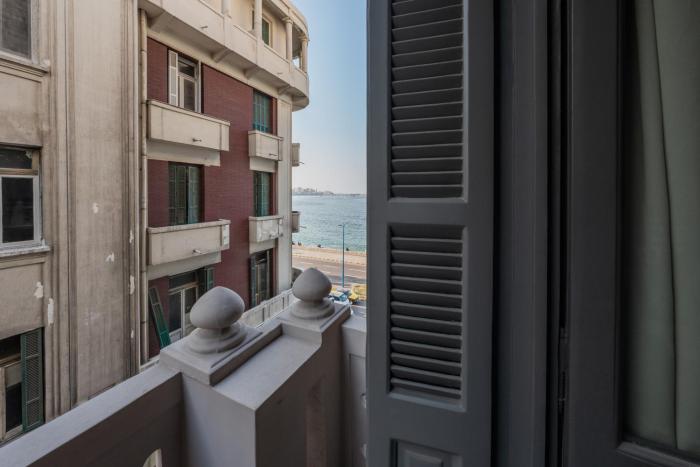 grey l studio apartments corniche alexandria