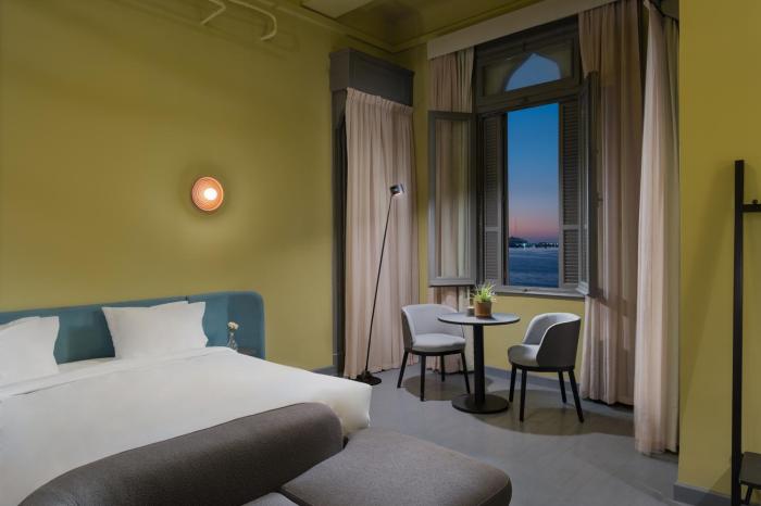 grey l studio apartments corniche alexandria