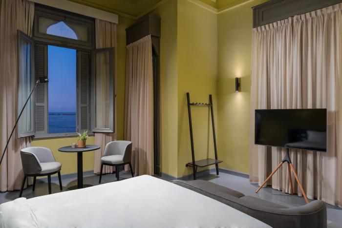 grey l studio apartments corniche alexandria