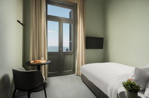 grey l studio apartments corniche alexandria