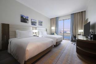 hilton garden inn al khobar king fahd causeway
