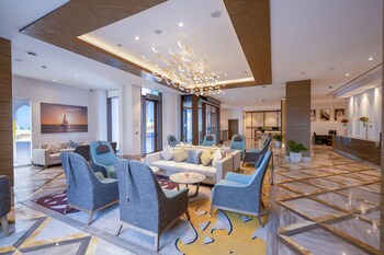 hilton garden inn al khobar king fahd causeway