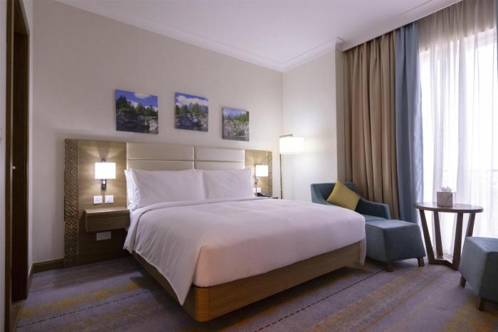 hilton garden inn al khobar king fahd causeway