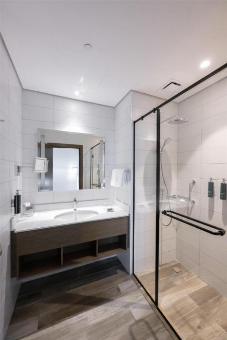 hilton garden inn al khobar king fahd causeway