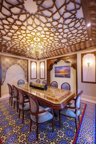 hilton garden inn al khobar king fahd causeway