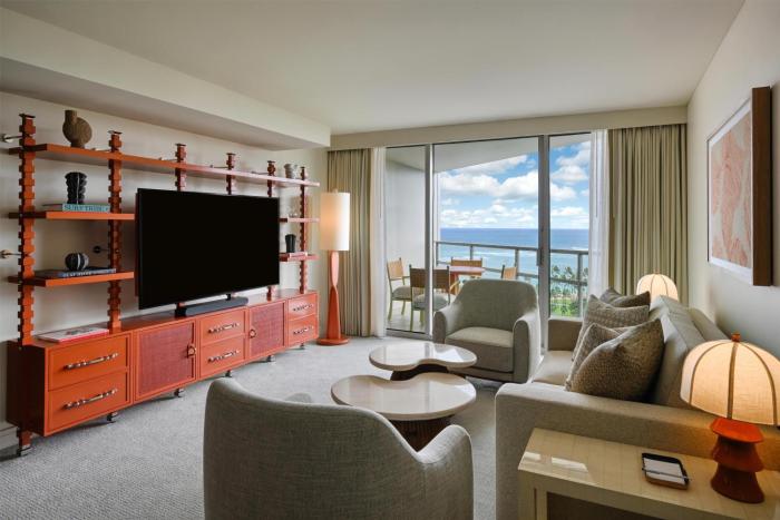 ka la i waikiki beach lxr hotels and resorts