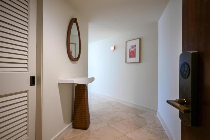 ka la i waikiki beach lxr hotels and resorts