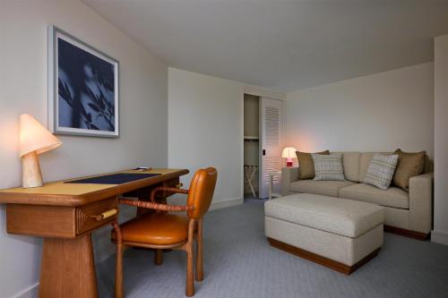 ka la i waikiki beach lxr hotels and resorts