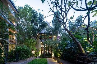 ariyasomvilla hotel