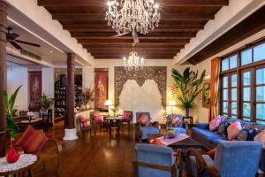 ariyasomvilla hotel