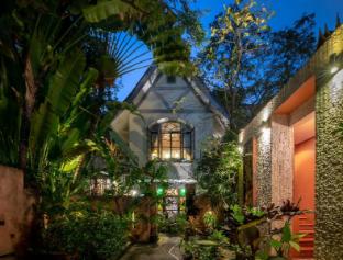 ariyasomvilla hotel