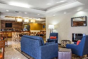 comfort inn and suites