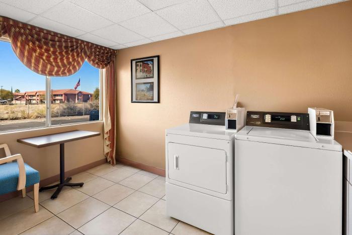 comfort inn and suites