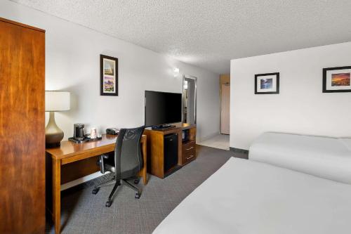 comfort inn and suites
