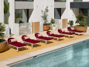 Hyde Perth,,4 star
