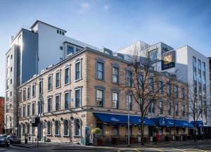 doubletree by hilton belfast city ten square