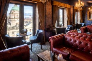 Doubletree By Hilton Belfast City Ten Square,,4 star