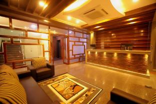 country club lee crysstal