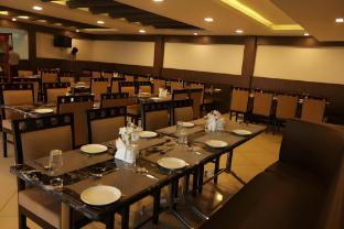 country club lee crysstal