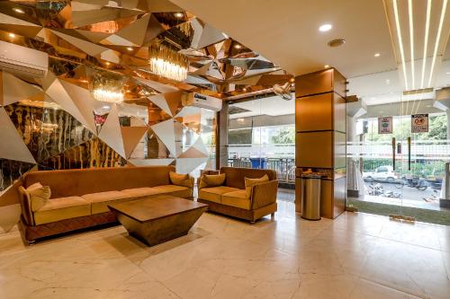 super townhouse geetraj near shalimar gateway