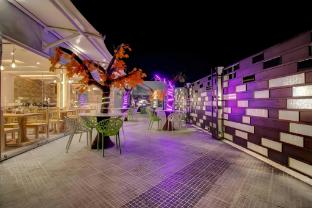 super townhouse geetraj near shalimar gateway